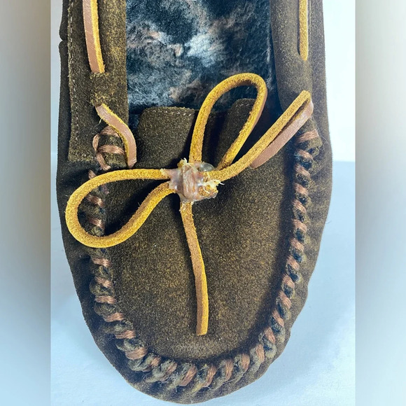 Minnetonka Brown Suede Moccasins Great condition - Picture 2 of 10
